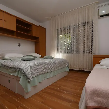 Vanja Trogir